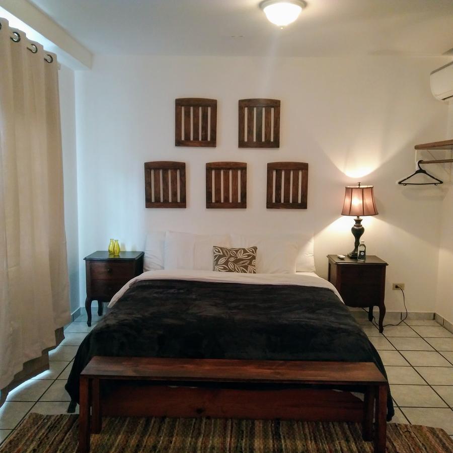 Cinco Hotel B&B San Salvador Exteriör bild