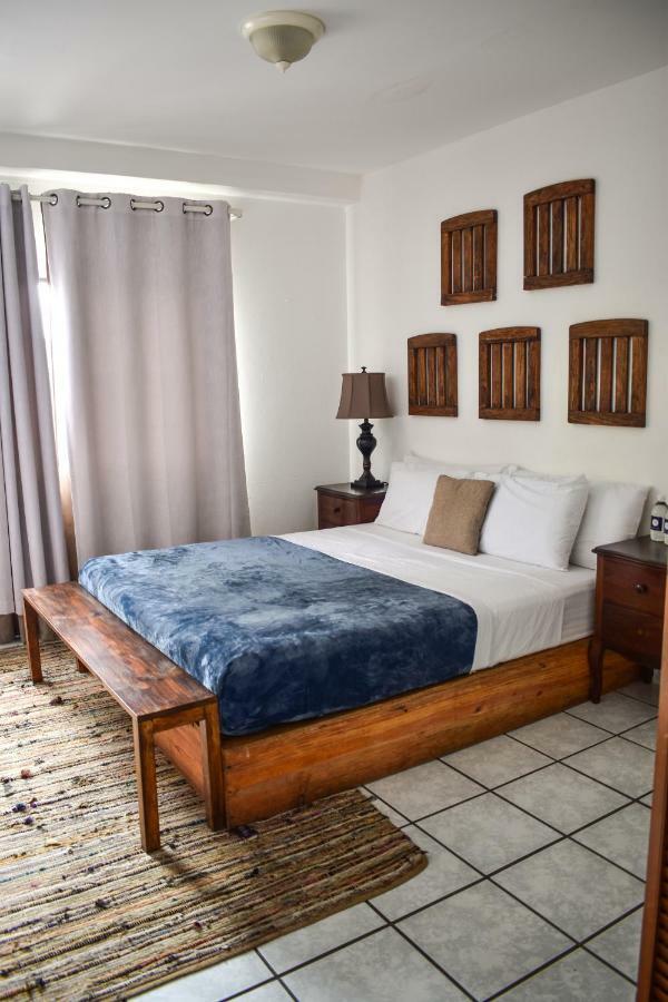 Cinco Hotel B&B San Salvador Exteriör bild